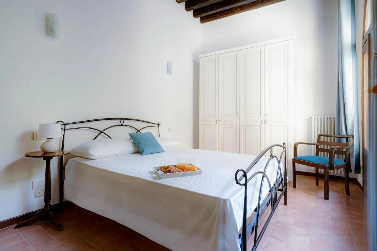 Due Archi-Nel Cuore Del Centro Padova Apartment